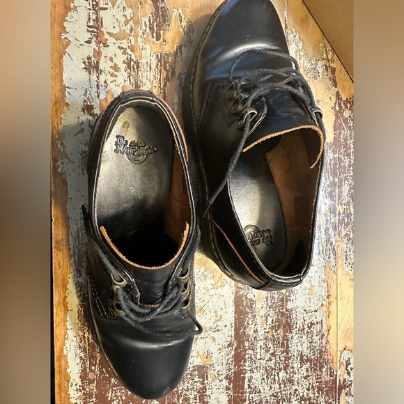 Dr. Martens Leona Lo Black vintage smooth US 9/UK 7/EU 41 EXCELLENT shape! - Picture 6 of 8